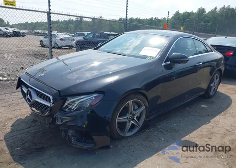 2018 Mercedes-Benz E 400 4Matic z USA, uszkodzony, nr VIN WDD1J6GB0JF038408